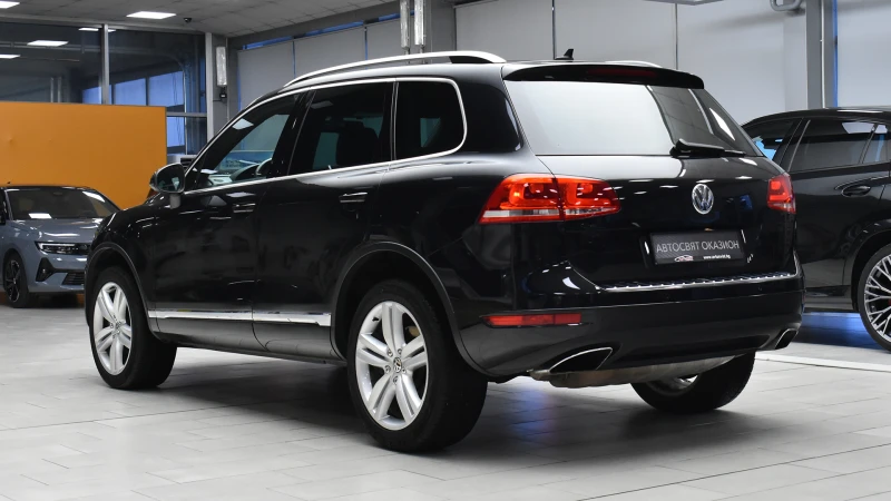 VW Touareg 3.0 TDI V6 4MOTION Automatic, снимка 7 - Автомобили и джипове - 53384058