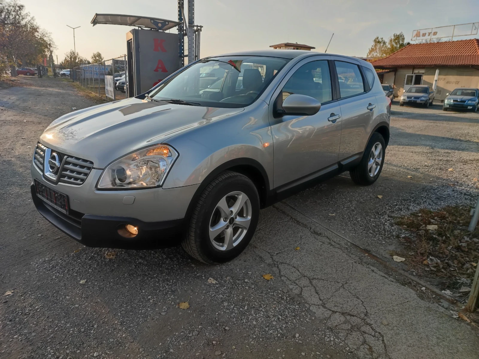 Nissan Qashqai 2.0D-150кс-4X4-AUTOMATIC-ПАНОРАМА-FULL - изображение 3