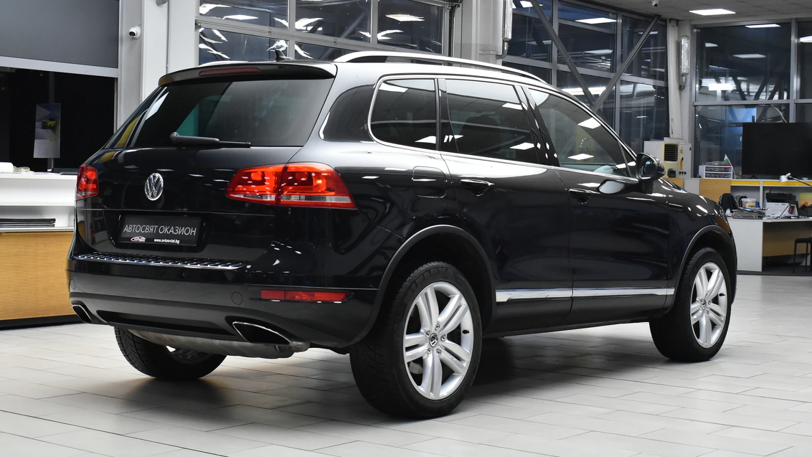 VW Touareg 3.0 TDI V6 4MOTION Automatic - изображение 6