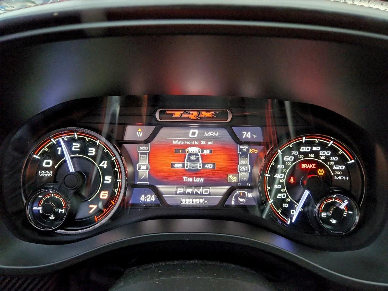 Dodge RAM 1500 TRX 4x4 Crew Cab 5'7" Box, снимка 9 - Автомобили и джипове - 54034495