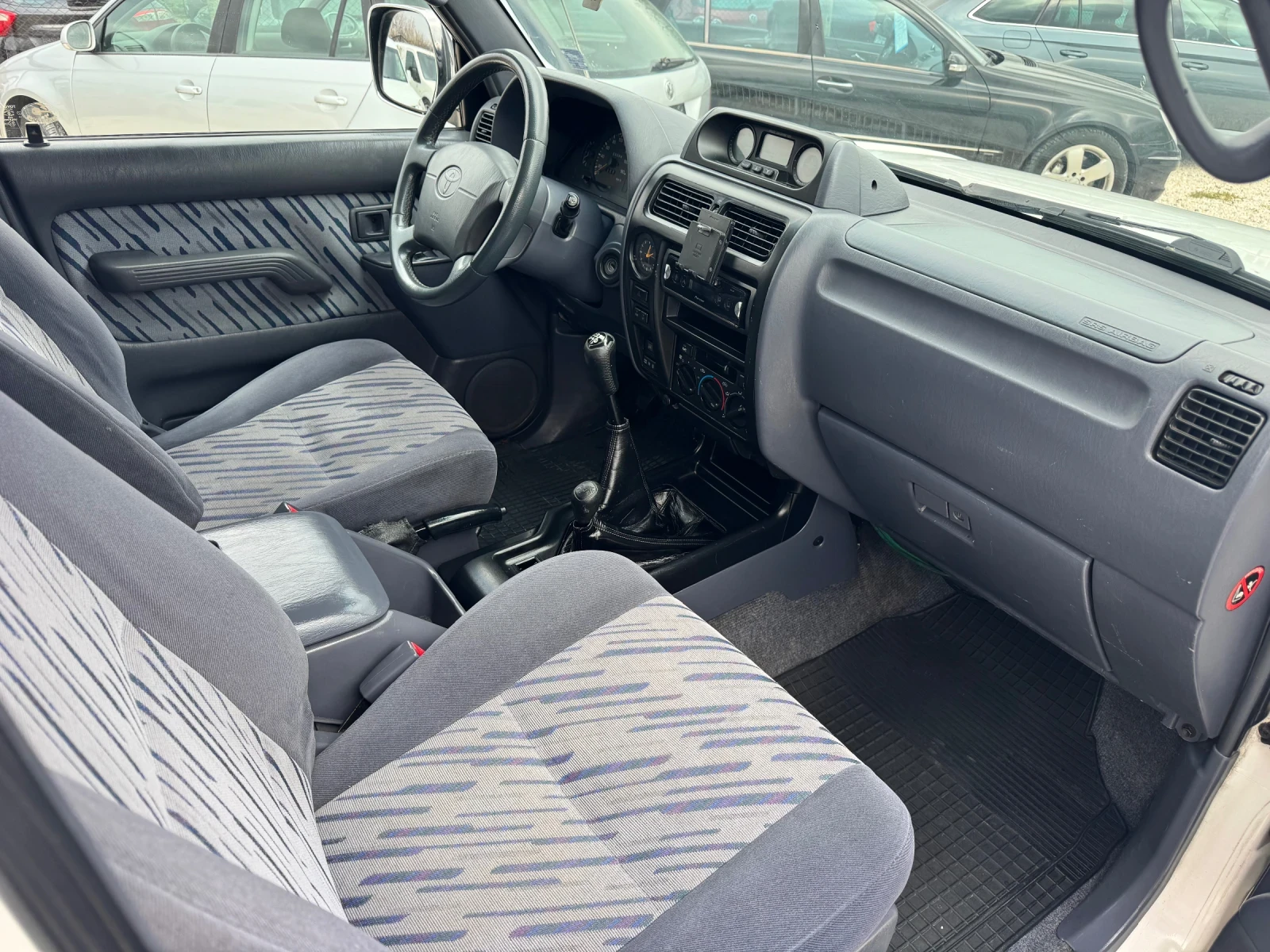 Toyota Land cruiser, снимка 12 - Автомобили и джипове - 54126402