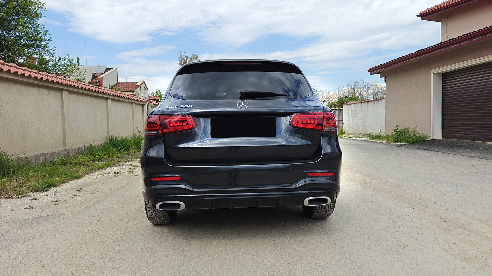 Mercedes-Benz GLC 300 AMG Pack* Pano* Burmester, снимка 5 - Автомобили и джипове - 55011751