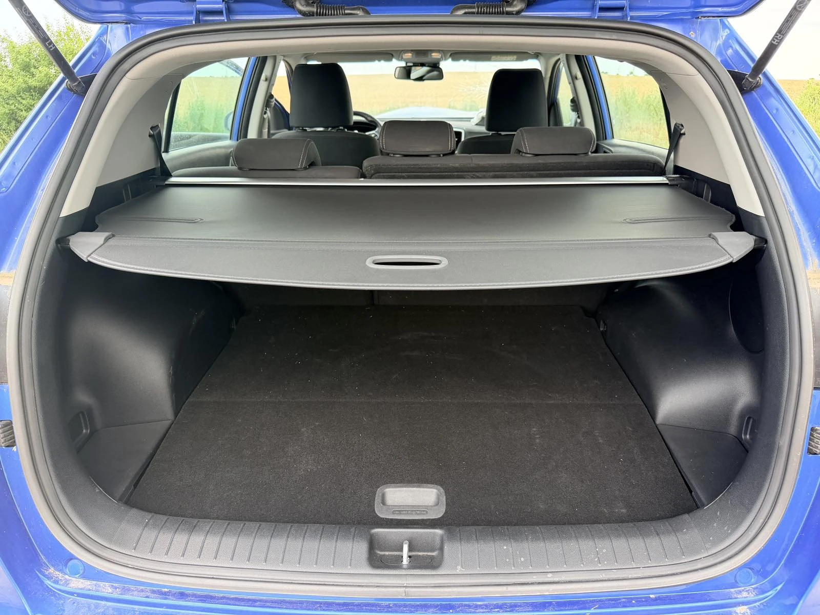 Kia Sportage 1.6 T-GDI, снимка 13 - Автомобили и джипове - 55156711