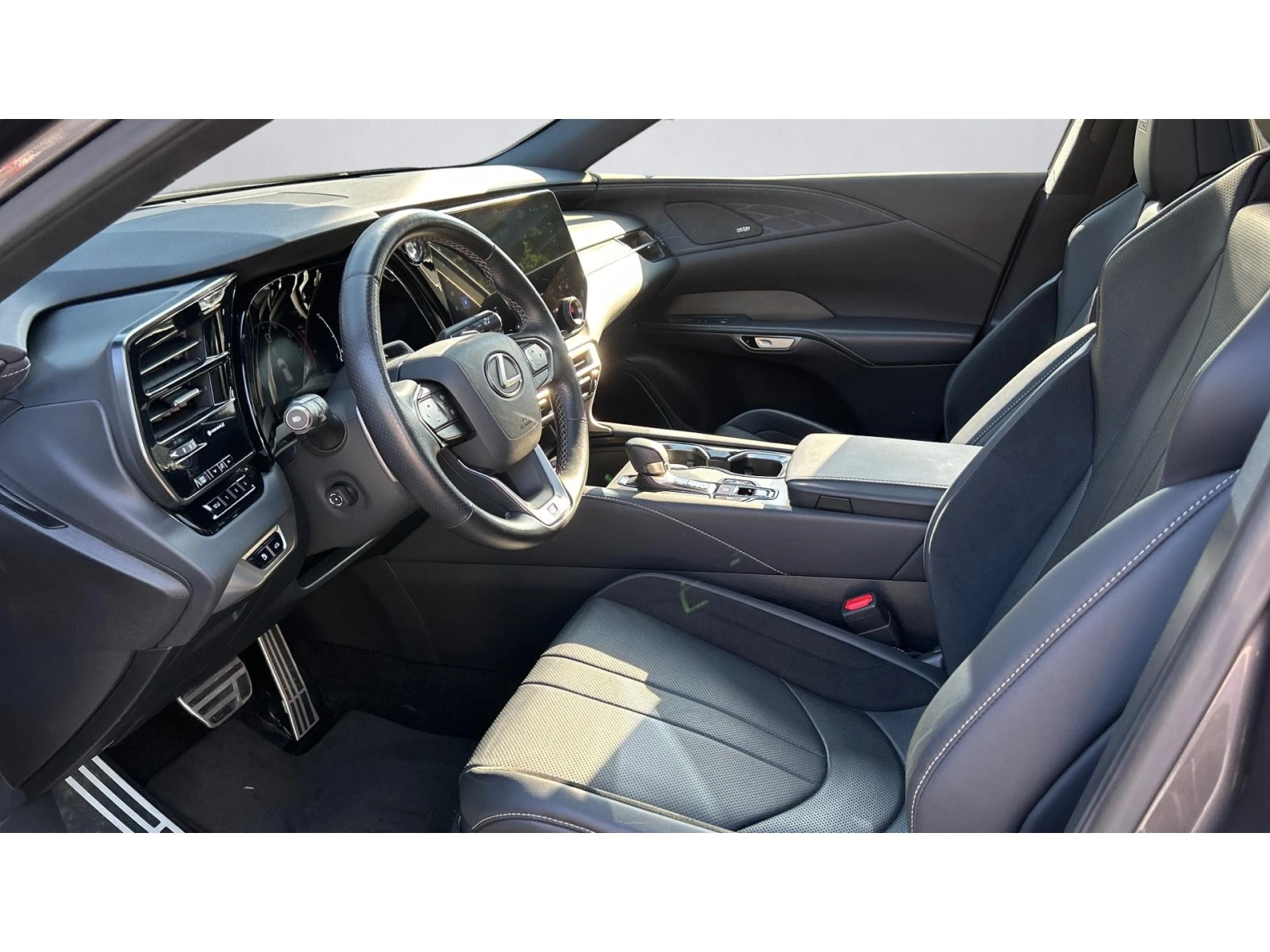 Lexus RX 500h Месечна вноска от 845  , снимка 17 - Автомобили и джипове - 55941874