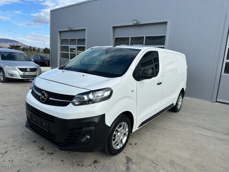 Opel Vivaro, снимка 1 - Бусове и автобуси - 49543897