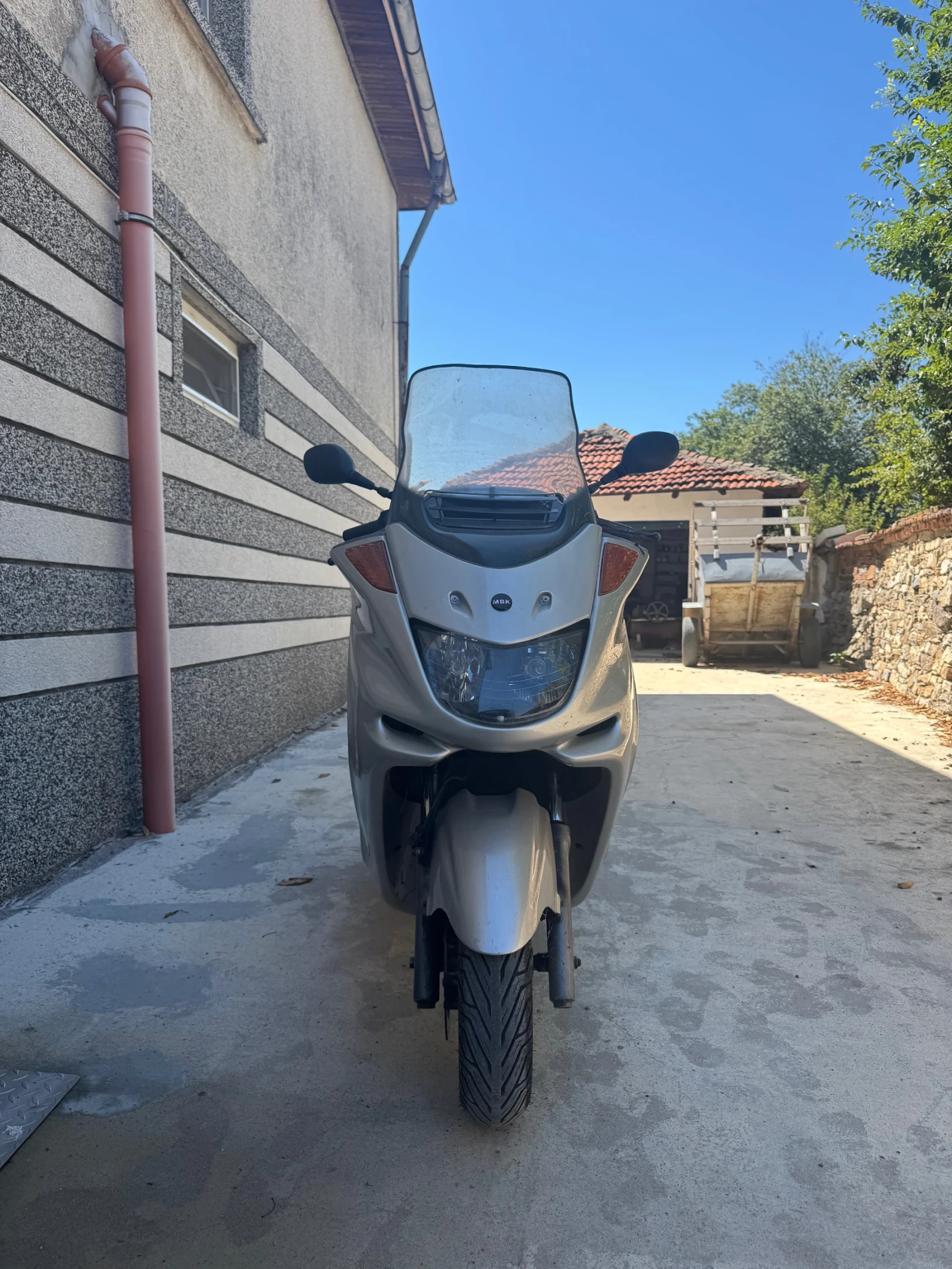 Yamaha Majesty