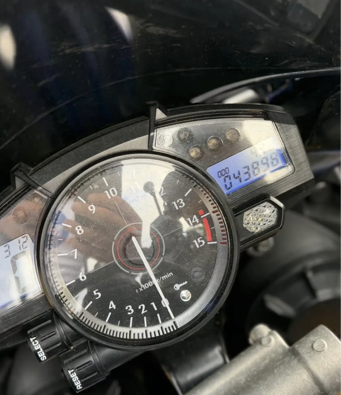 Yamaha YZF-R1 Спешно, снимка 6 - Мотоциклети и мототехника - 55965913