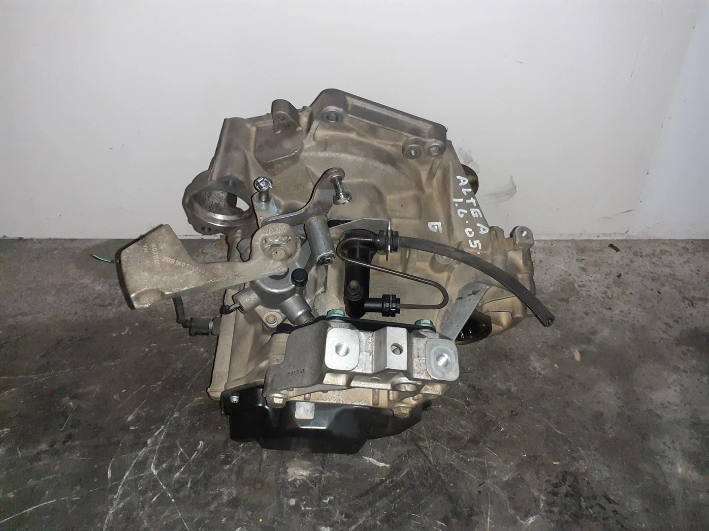   WV SEAT SKODA AUDI - 1.6i 102cv | Mobile.bg   3