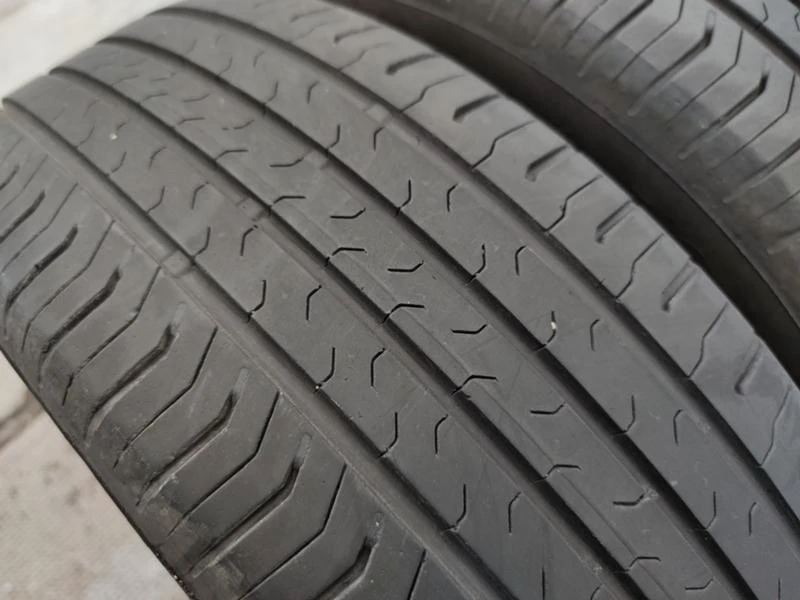 Гуми Летни 215/60R17, снимка 4 - Гуми и джанти - 32179209