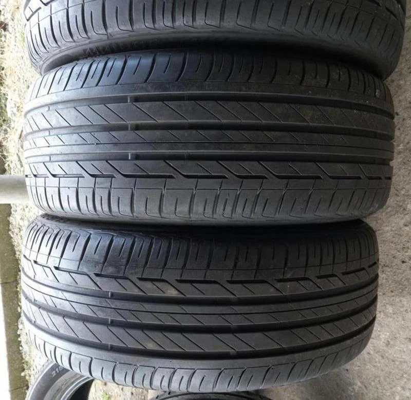 Гуми Летни 225/45R19, снимка 7 - Гуми и джанти - 32956646