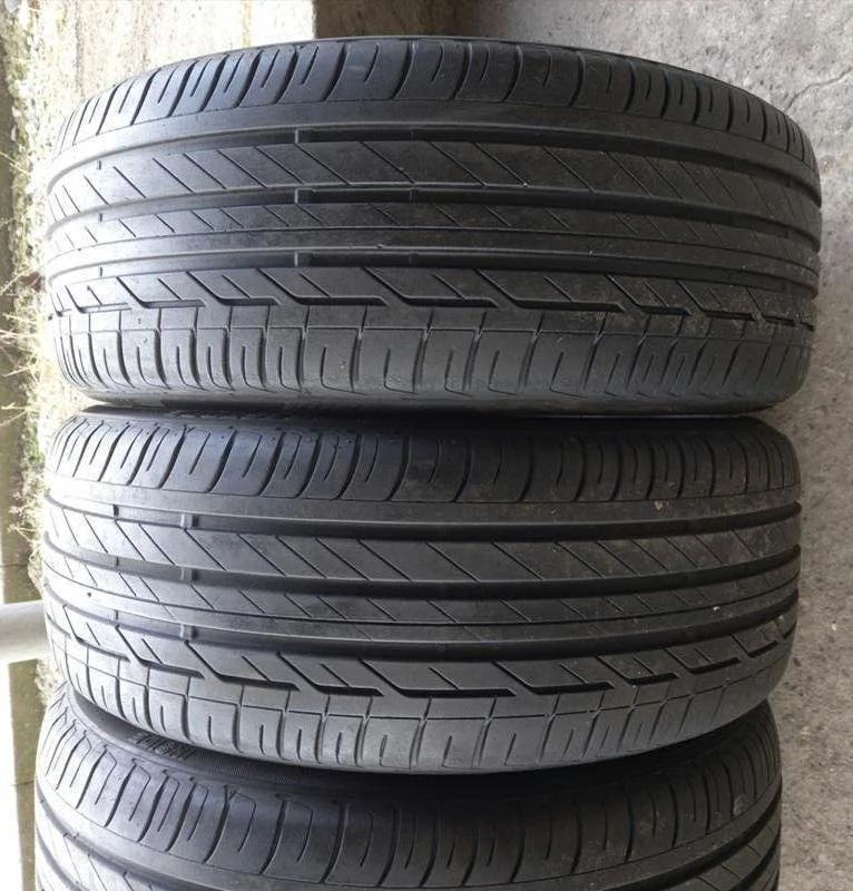 Гуми Летни 225/45R19, снимка 6 - Гуми и джанти - 32956646