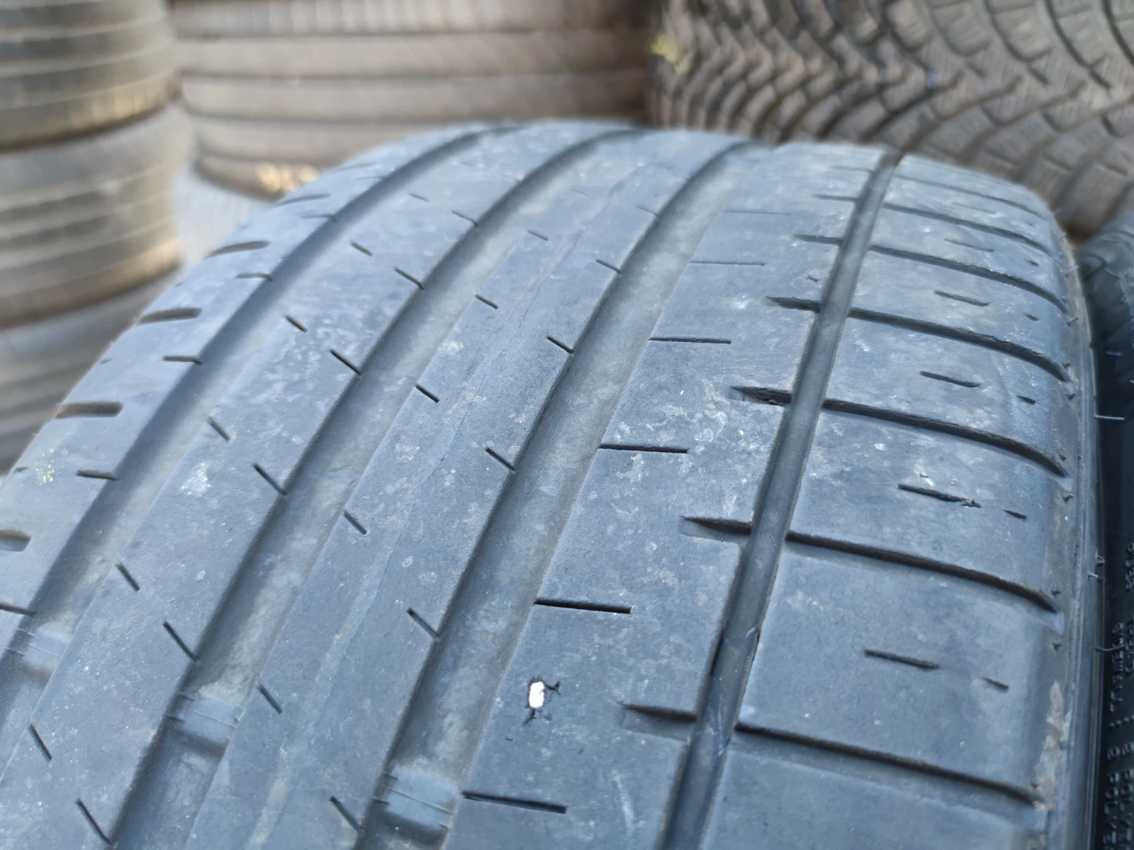  235/35R19 | Mobile.bg   4