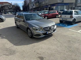 Mercedes-Benz E 200, снимка 1