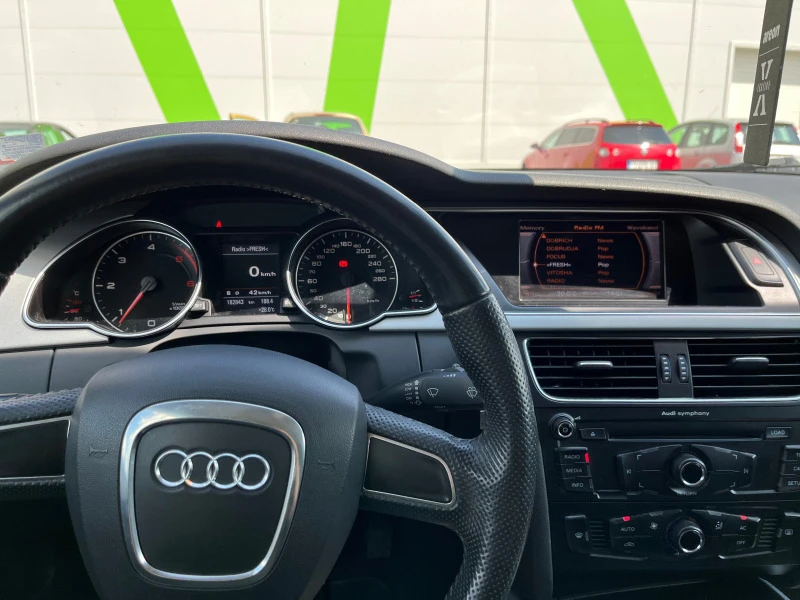 Audi A5 Sportback 2.0TDI, снимка 8 - Автомобили и джипове - 44576119