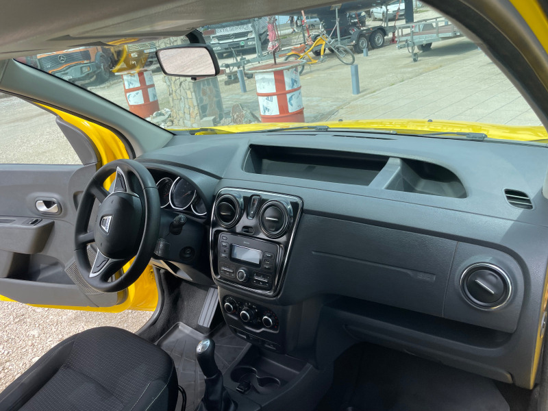 Dacia Dokker 1.5tdci заводски жълт цвят.гарантирани километри., снимка 12 - Автомобили и джипове - 45860756
