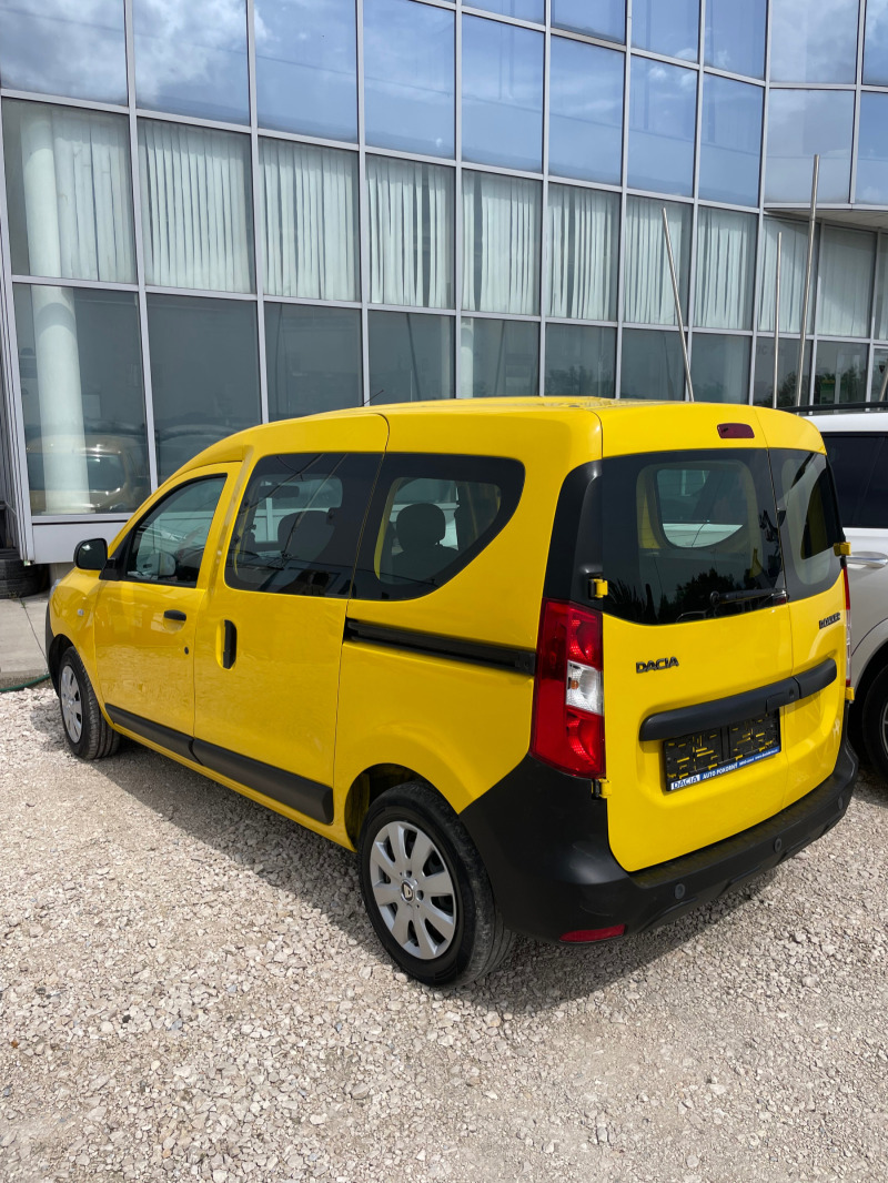 Dacia Dokker 1.5tdci заводски жълт цвят.гарантирани километри., снимка 4 - Автомобили и джипове - 45860756
