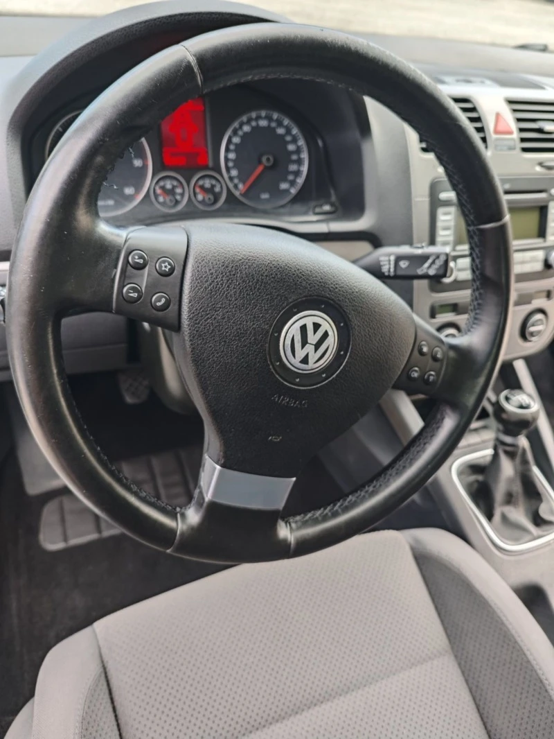 VW Golf, снимка 14 - Автомобили и джипове - 48413241