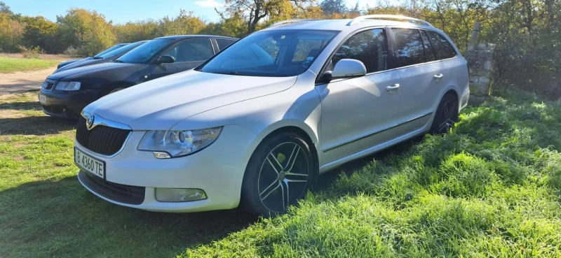 Skoda Superb, снимка 16 - Автомобили и джипове - 47620472