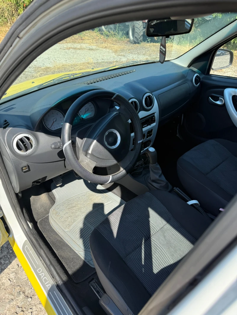 Dacia Logan 1.4 MPI, снимка 3 - Автомобили и джипове - 52278918