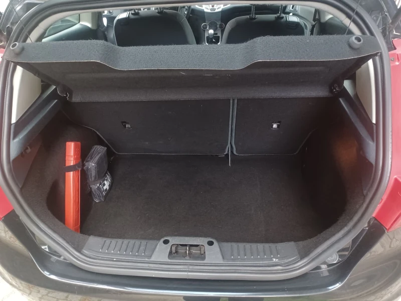 Ford Fiesta 1.2 Euro 5, снимка 9 - Автомобили и джипове - 51379721