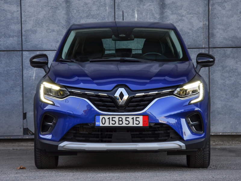 Renault Captur 1.3 I, снимка 3 - Автомобили и джипове - 51615585