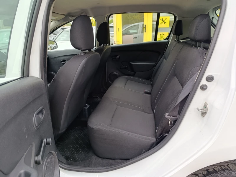 Dacia Sandero 75 hp N1, снимка 8 - Автомобили и джипове - 51881756