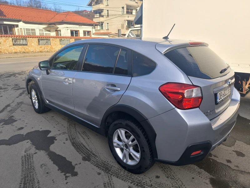 Subaru XV, снимка 8 - Автомобили и джипове - 53090345
