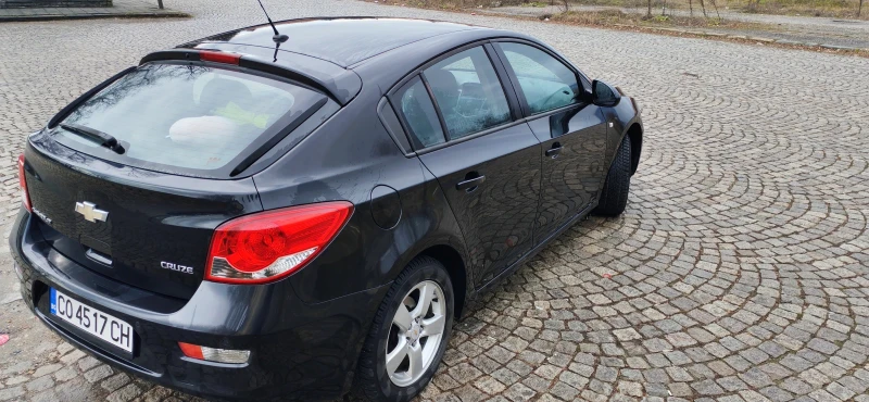 Chevrolet Cruze, снимка 5 - Автомобили и джипове - 53217846