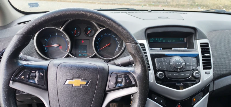 Chevrolet Cruze, снимка 10 - Автомобили и джипове - 53217846