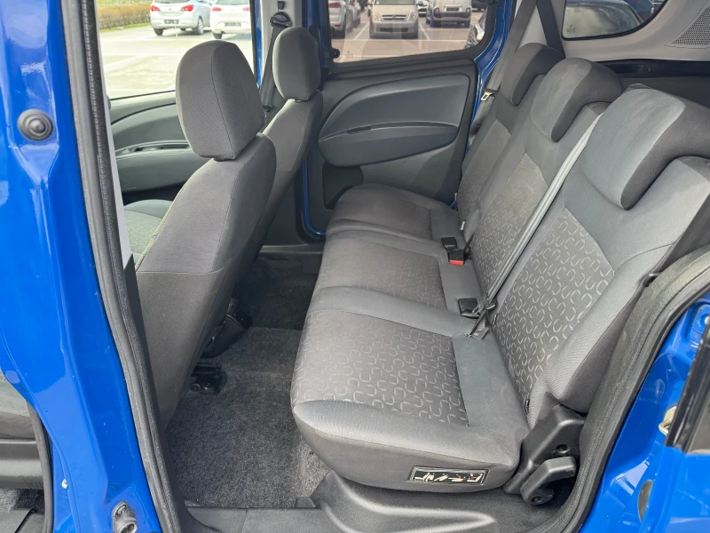 Fiat Doblo 1.3 MJet / 4+ 1 / , снимка 9 - Автомобили и джипове - 53294633