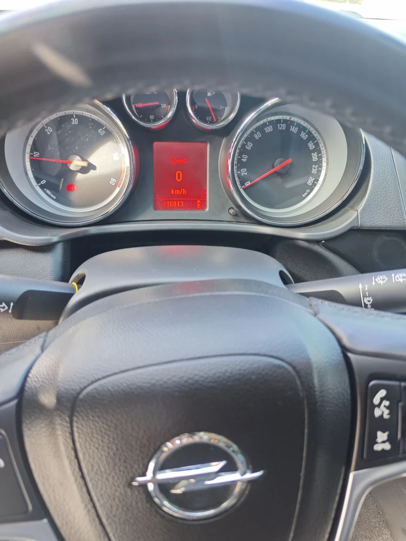 Opel Insignia 4х4 COSMO, снимка 13 - Автомобили и джипове - 53494824