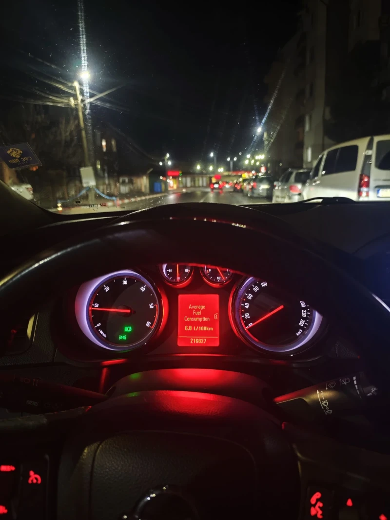 Opel Insignia 4х4 COSMO, снимка 15 - Автомобили и джипове - 53494824