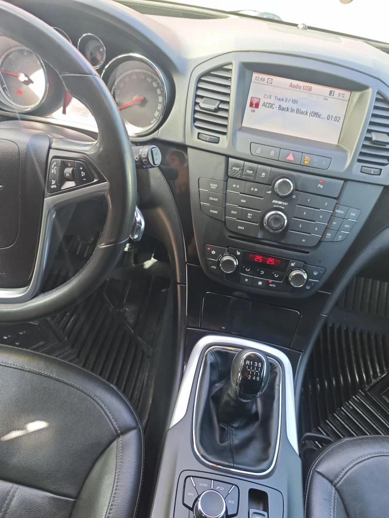 Opel Insignia 4х4 COSMO, снимка 10 - Автомобили и джипове - 53494824