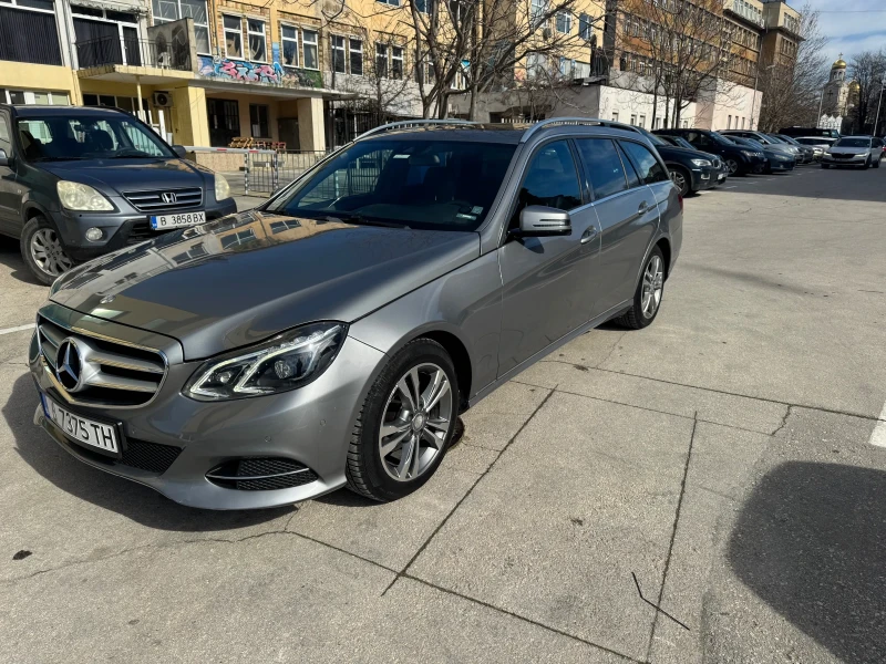 Mercedes-Benz E 200, снимка 2 - Автомобили и джипове - 53594271