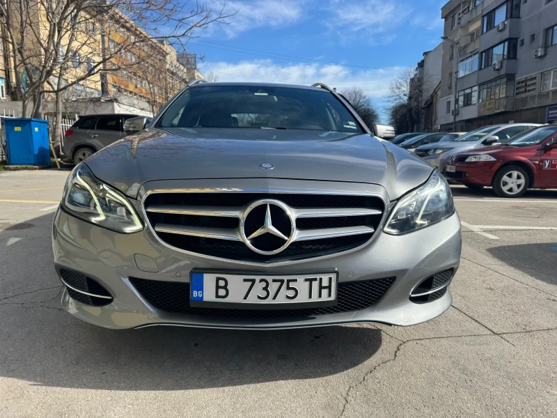 Mercedes-Benz E 200, снимка 12 - Автомобили и джипове - 53594271