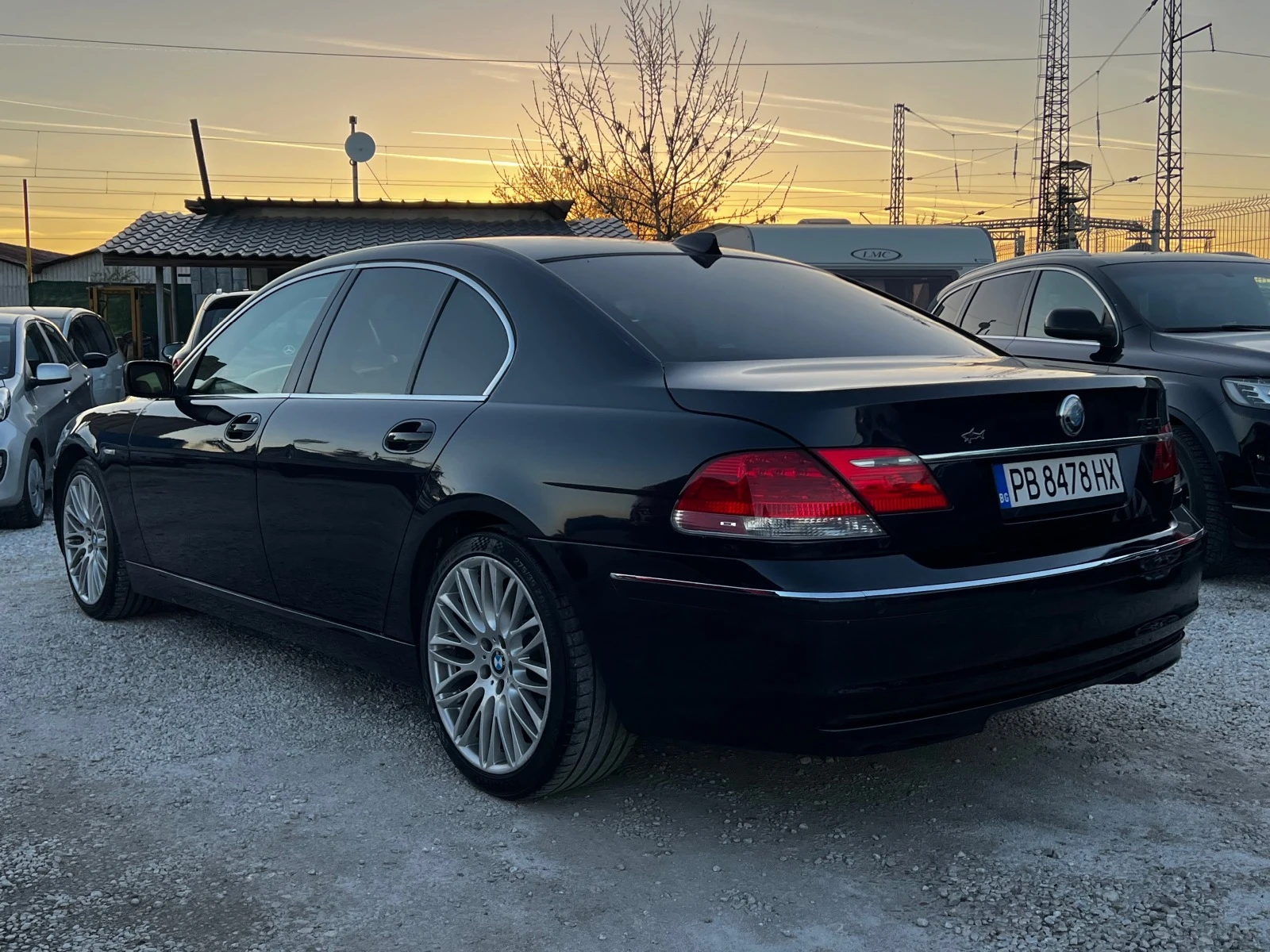 BMW 730 d facelift  - изображение 8