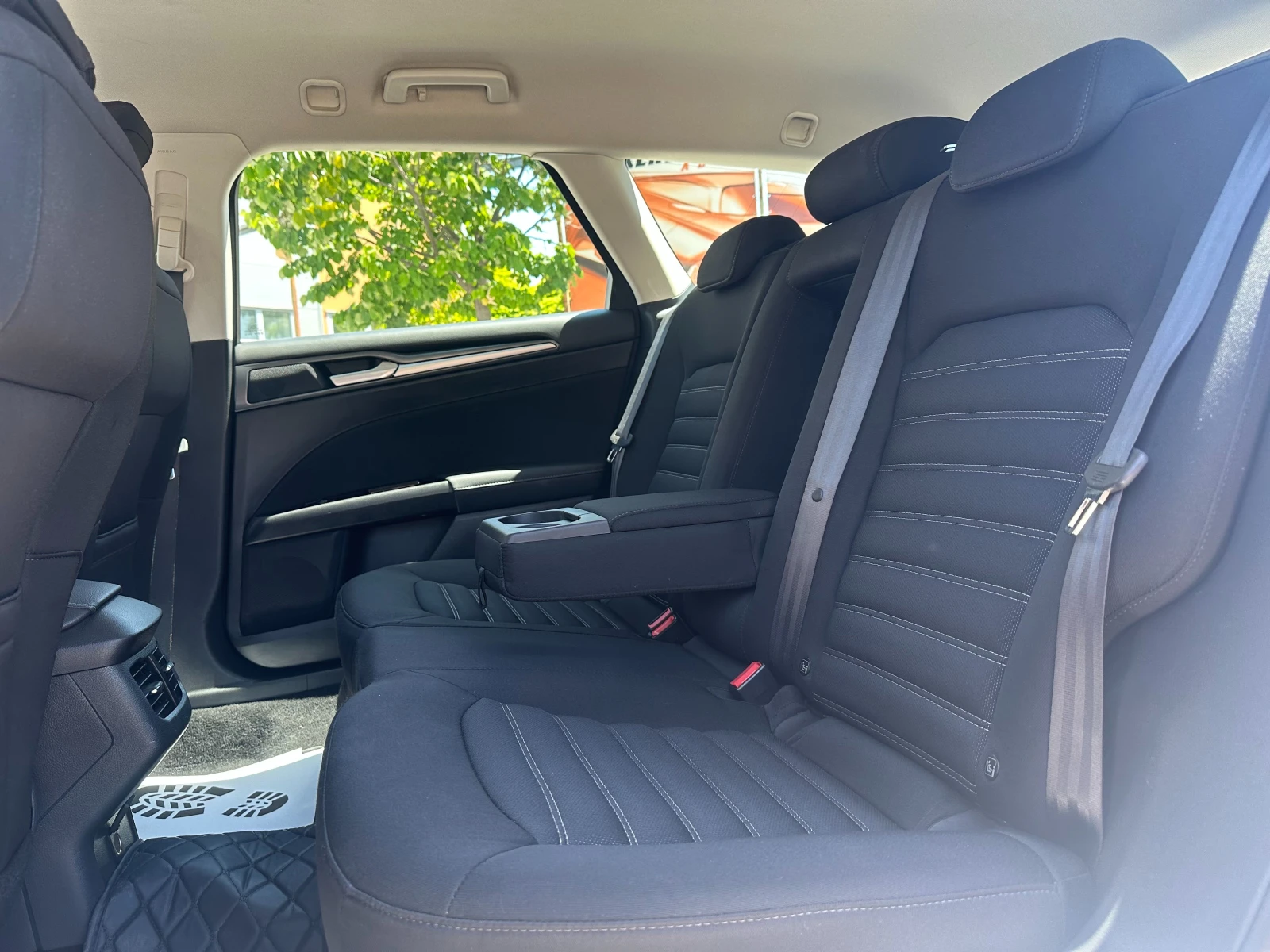 Ford Mondeo 2.0d 150 к.с. - изображение 9