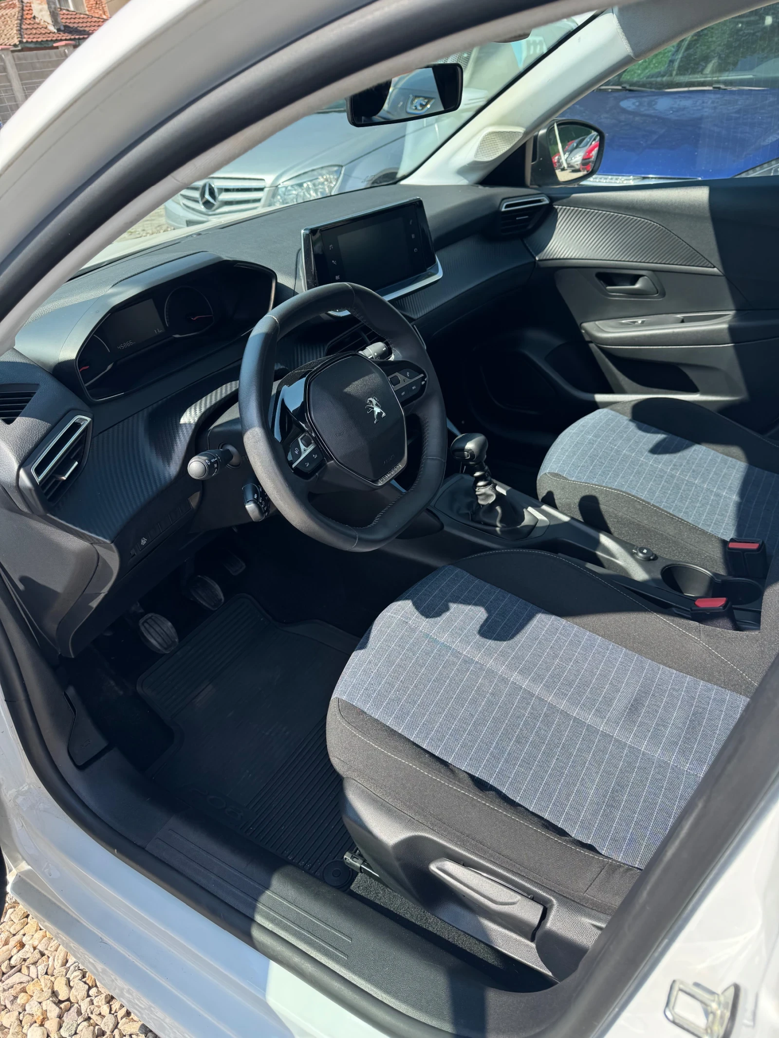 Peugeot 208 N1 / 1.5HDI - изображение 8