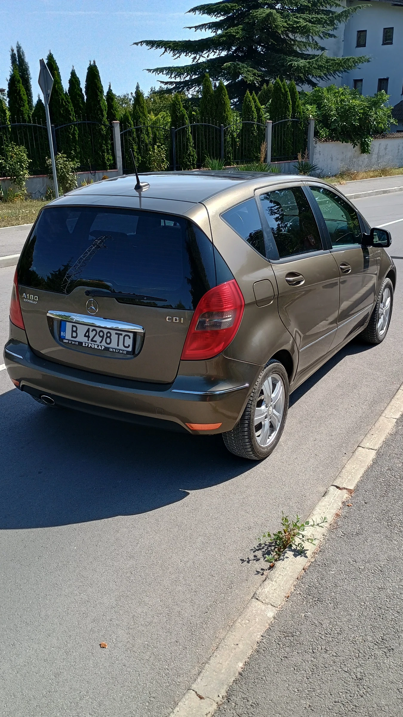 Mercedes-Benz A 180  - изображение 4