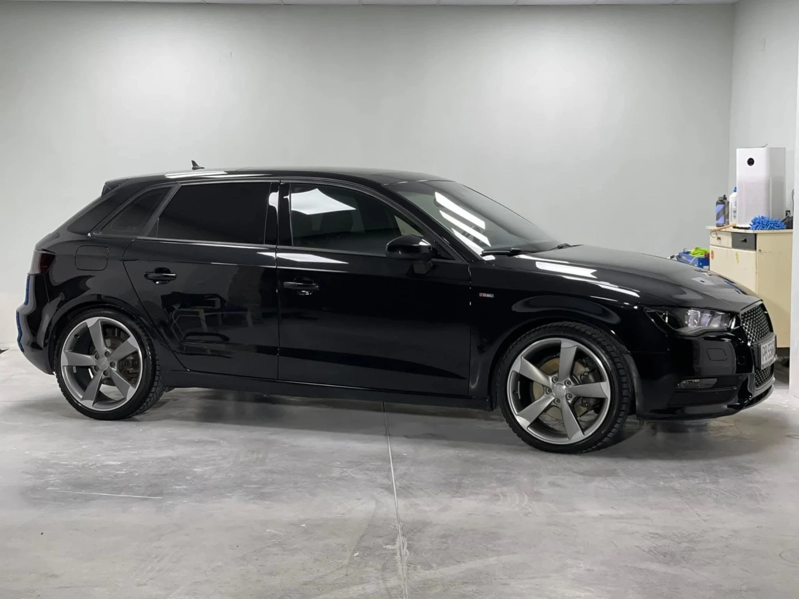 Audi A3 V8 - изображение 3