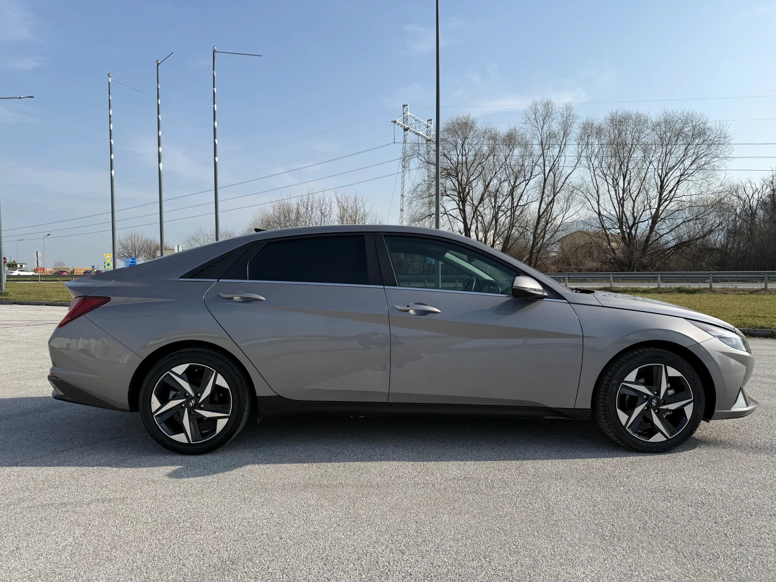 Hyundai Elantra 1.6-HYBRID-LUXURY | Mobile.bg � ����������� 8