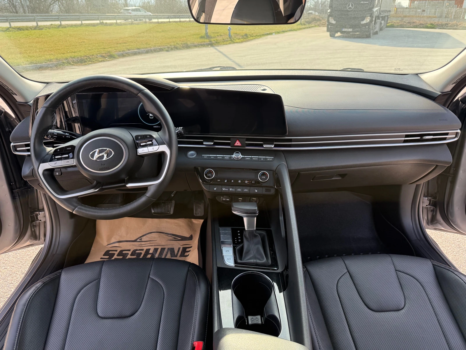 Hyundai Elantra 1.6-HYBRID-LUXURY | Mobile.bg � ����������� 9