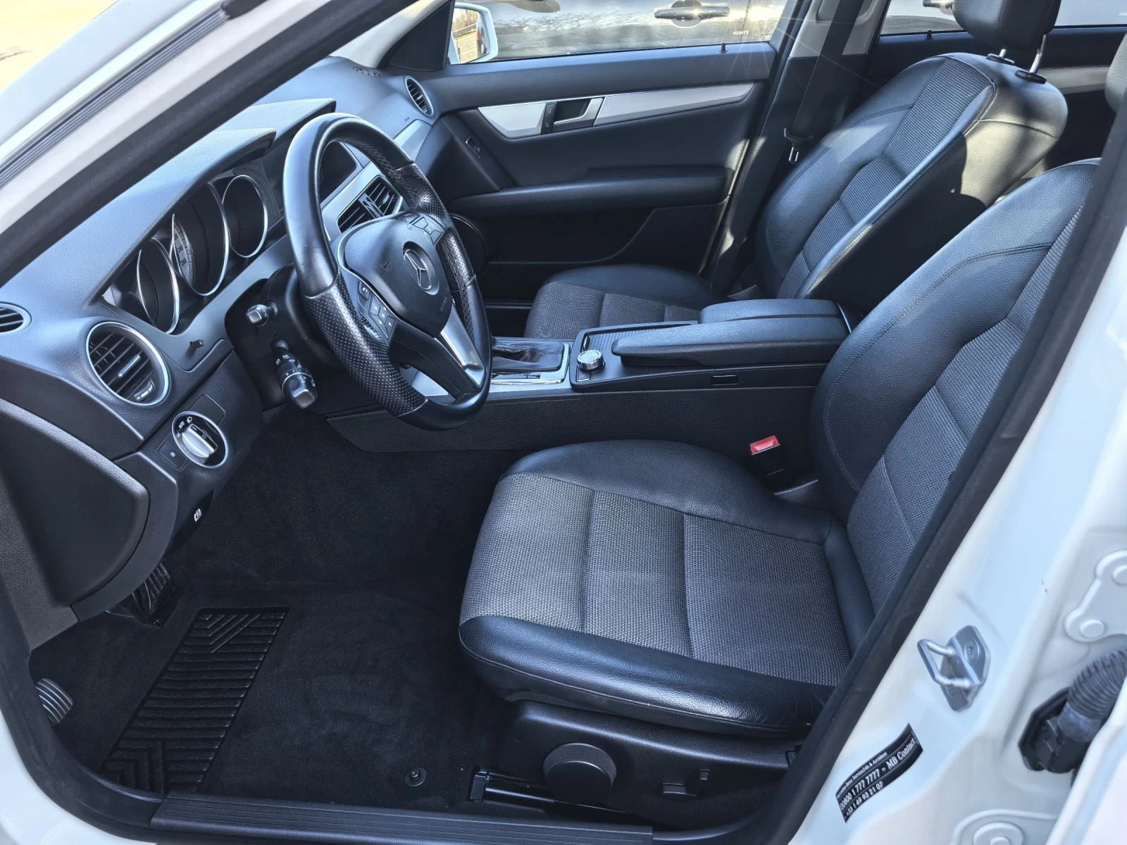 Mercedes-Benz C 200 CDI Avantgarde Facelift 2.2cdi-136к.с, снимка 10 - Автомобили и джипове - 53784978