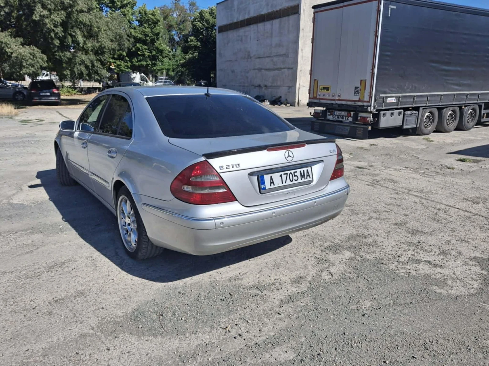 Mercedes-Benz E 270 2.7 cdi, снимка 5 - Автомобили и джипове - 53937626