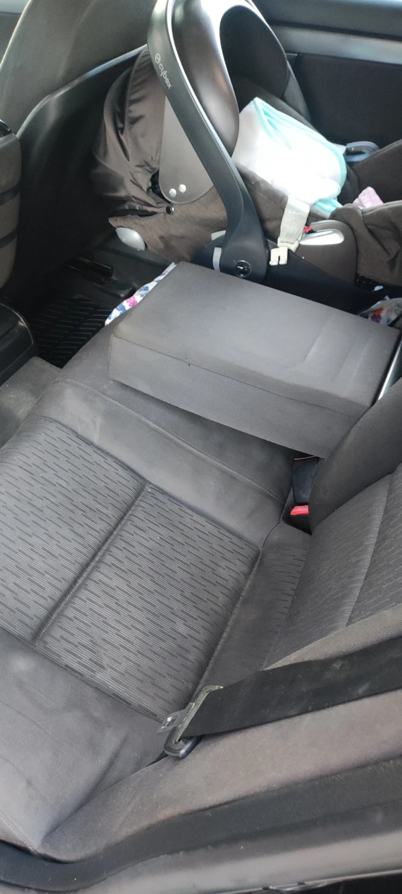 Audi A4 2.0 TDI DSG, снимка 8 - Автомобили и джипове - 54425589