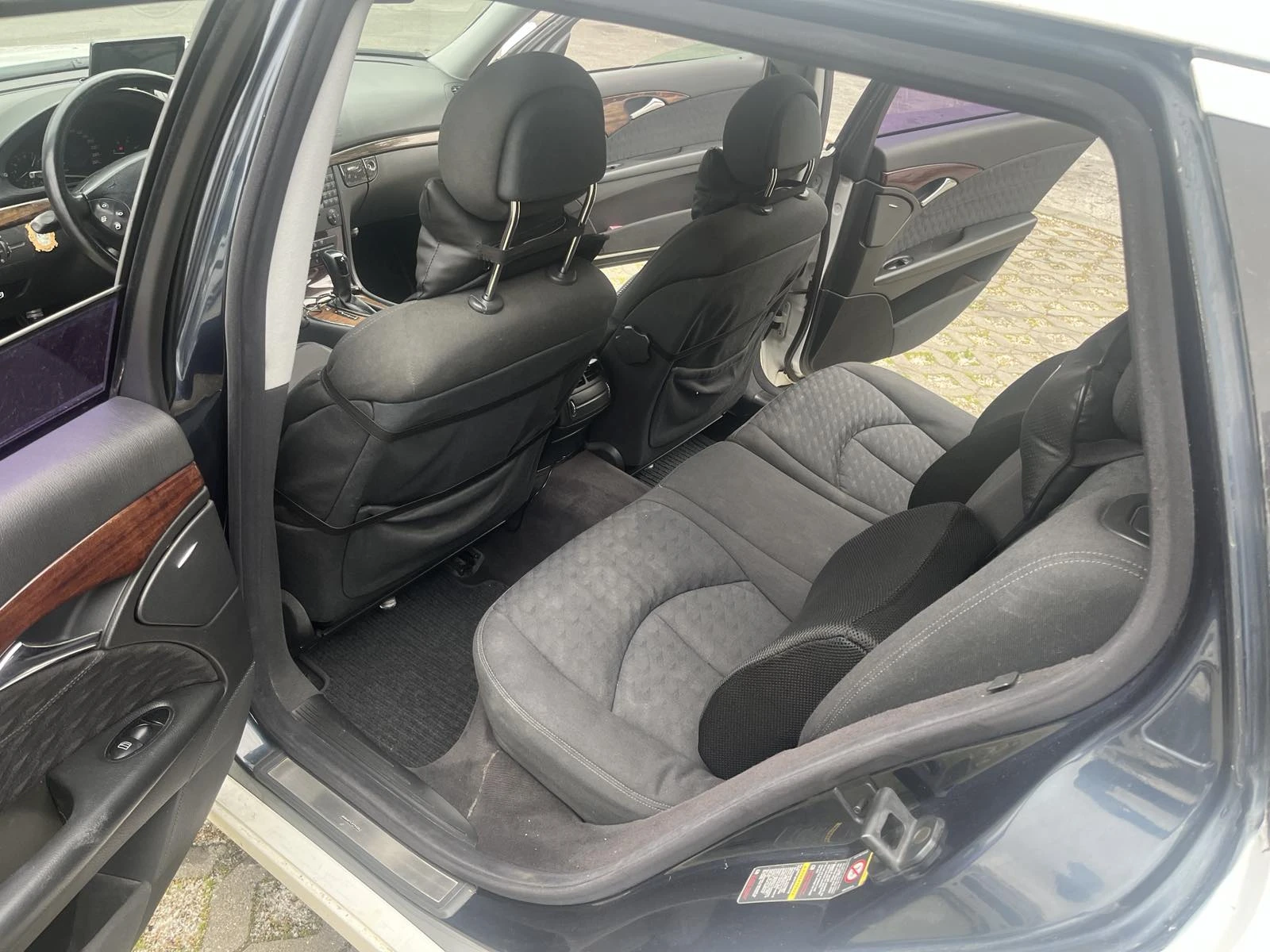 Mercedes-Benz E 270, снимка 8 - Автомобили и джипове - 54606172