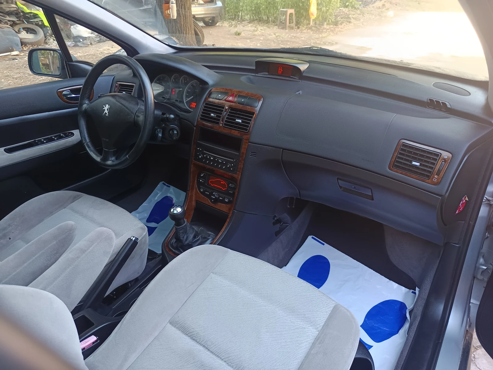 Peugeot 307 1.6 КЛИМА, снимка 16 - Автомобили и джипове - 55185633