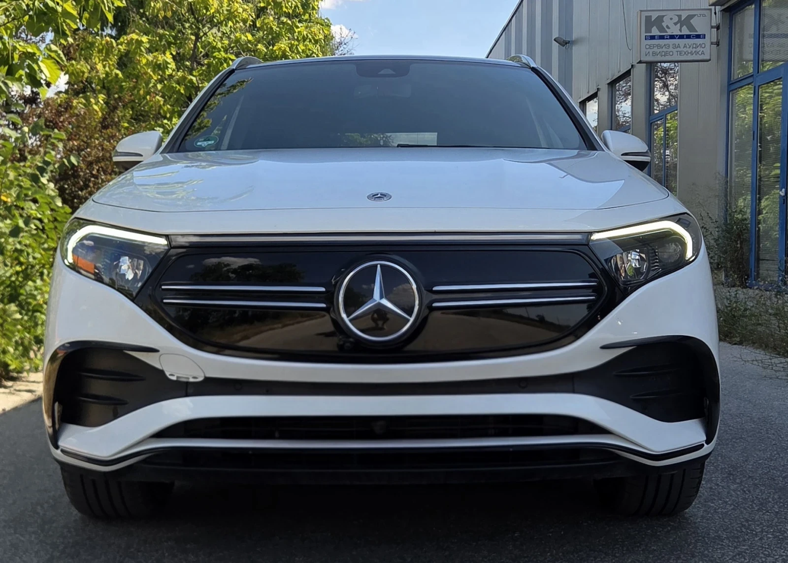 Mercedes-Benz EQA 350 4Matic AMG Line, снимка 1 - Автомобили и джипове - 55492822