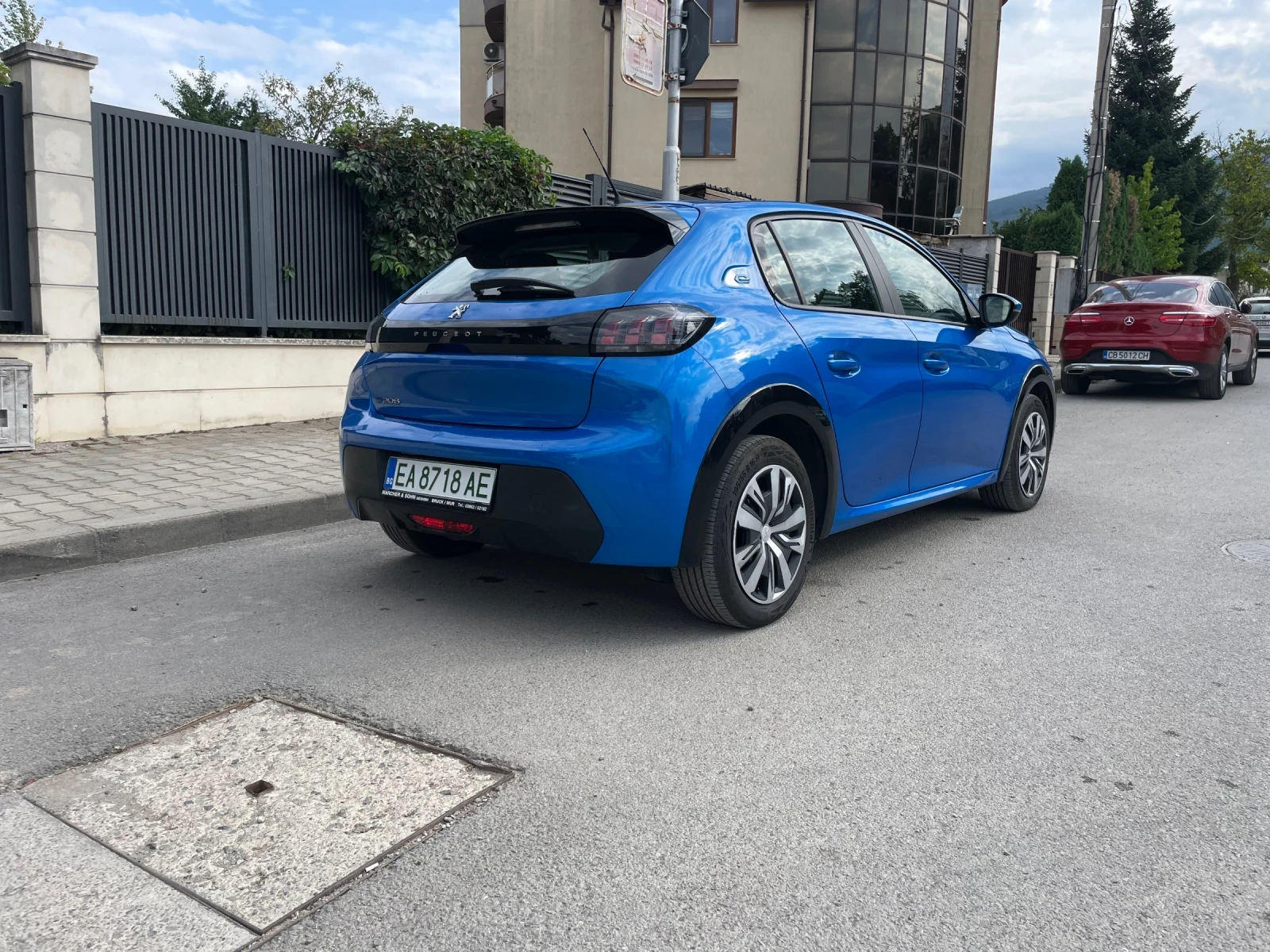 Peugeot 208 50kW, снимка 4 - Автомобили и джипове - 56040898