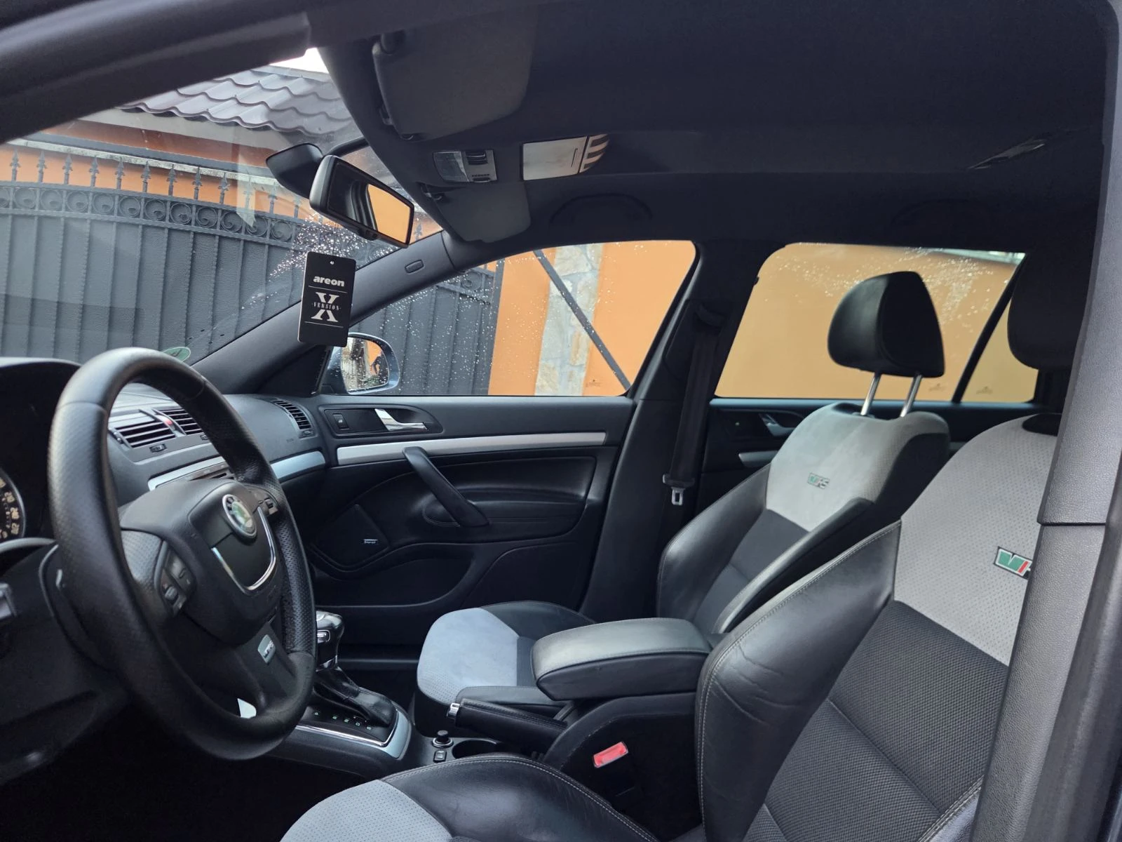 Skoda Octavia VRS* DSG* XENON* NAVI* подгрев, снимка 10 - Автомобили и джипове - 56247193